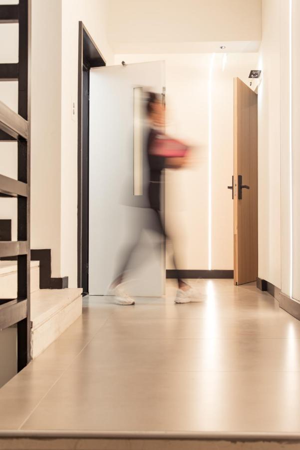 Athensowl Aparthotel Екстериор снимка