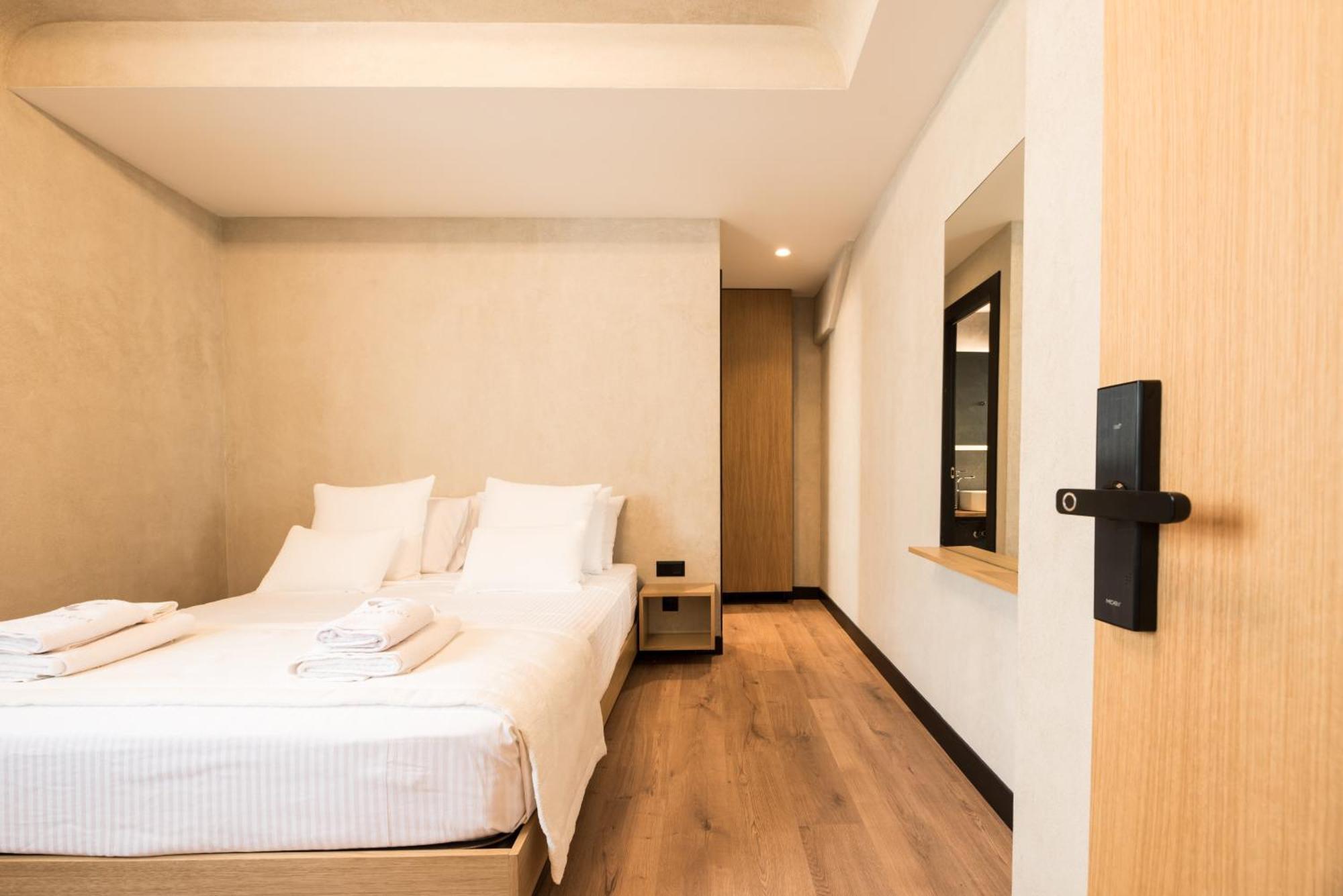 Athensowl Aparthotel Екстериор снимка