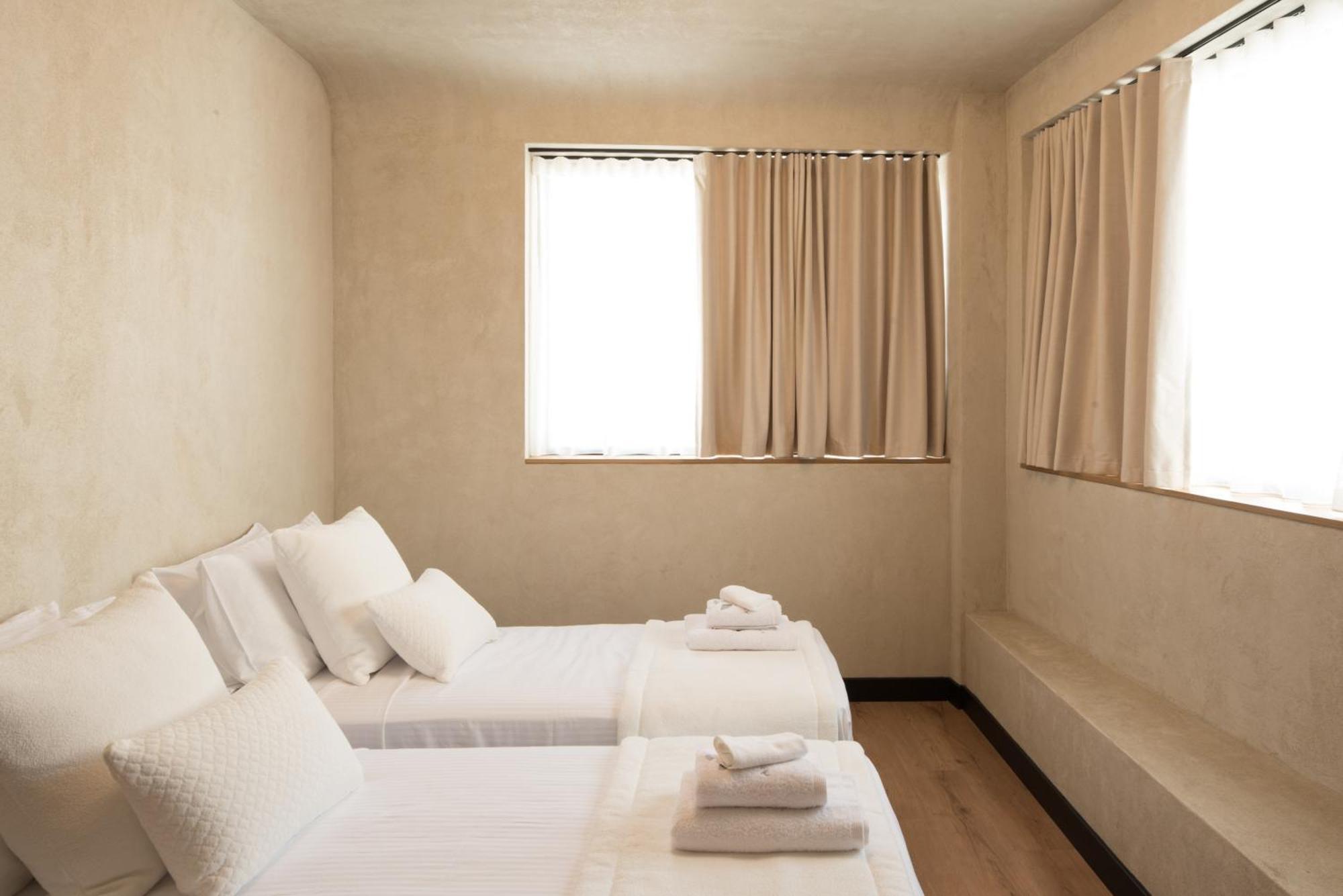 Athensowl Aparthotel Екстериор снимка